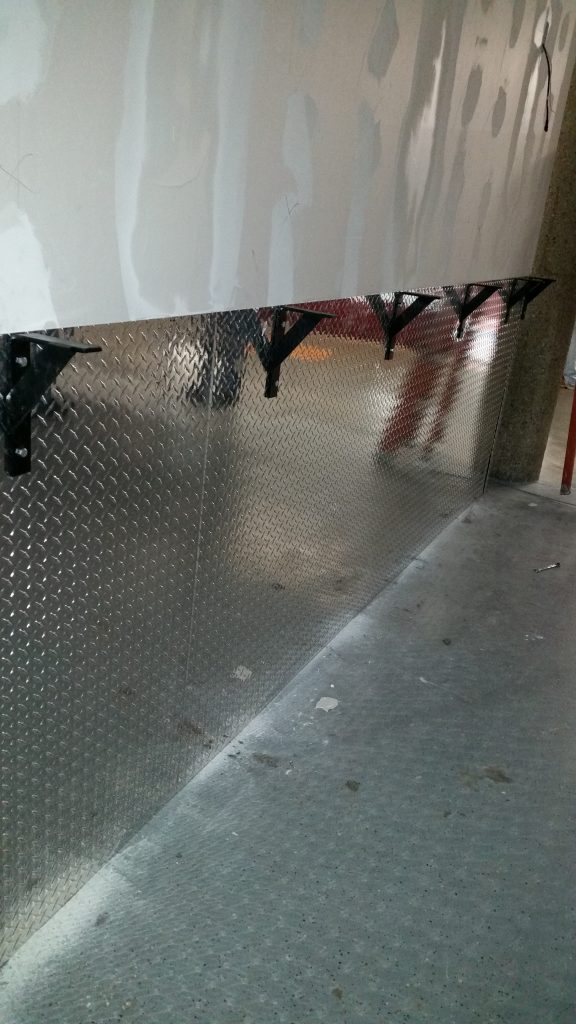 coorslightcoldzonecustombarfabricationforthewaterloo